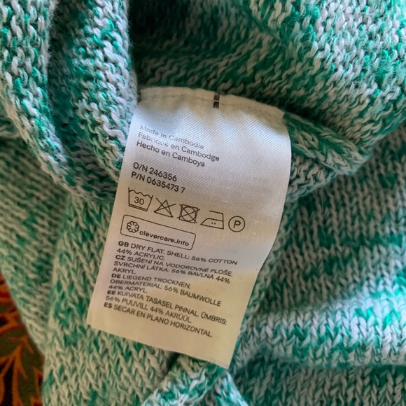 H&M cropped sweater - Picture 4 of 5